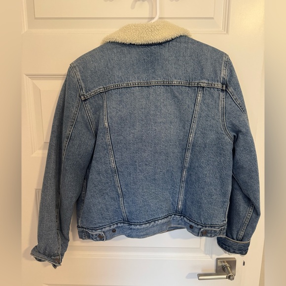 Levi’s Original Trucker Sherpa Jacket - Picture 6 of 9